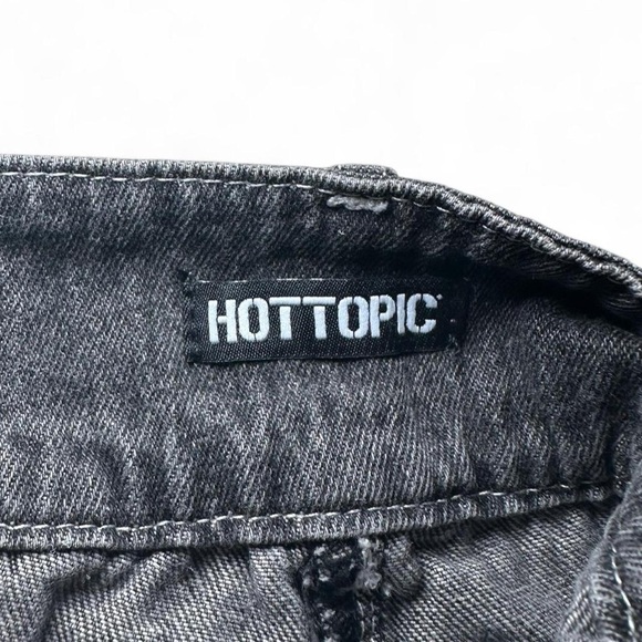 Mall Goth Hot Topic Black Denim Mini Skirt with Chain Accent Emo Grunge - Picture 3 of 7